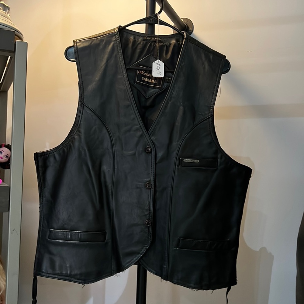 Men’s Leather Vest
